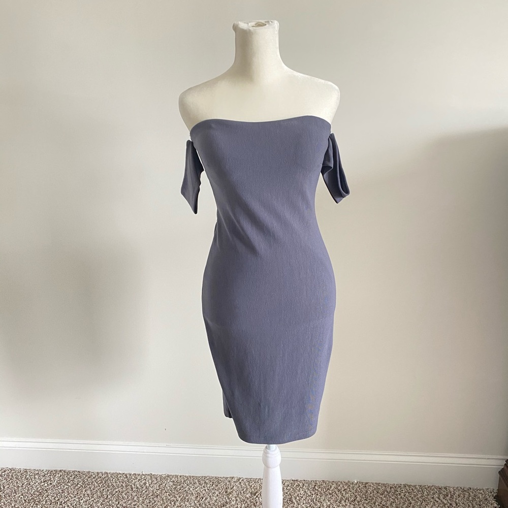Gray dress - Picture 2 of 9
